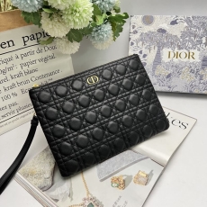 Christian Dior Clutch Bags